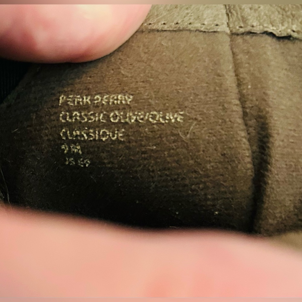 NIB Earth Origins Olive Green “Peak Perry” Perforated Suede Ankle Booties, 9M - Picture 13 of 16